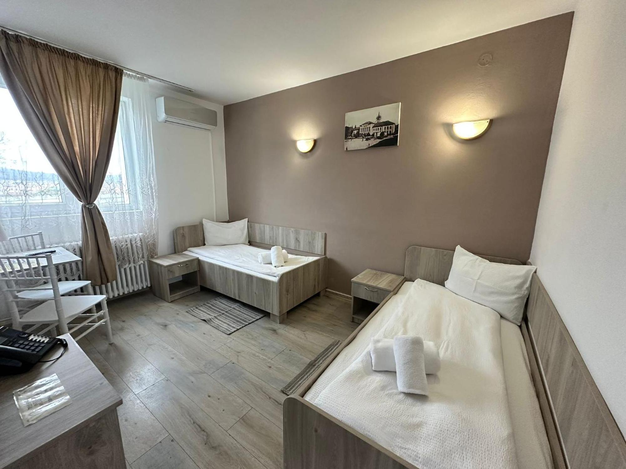 Motel Dacia Себеш Екстер'єр фото
